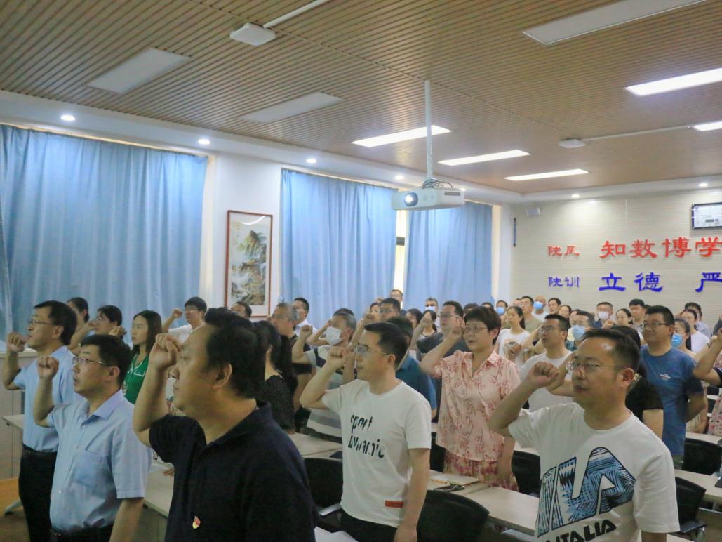 说明: 1ea45b2d0179bf88925f42d71cbf961