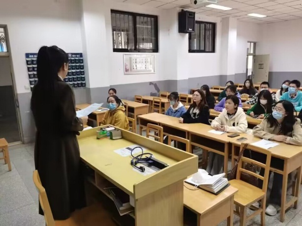 说明: F:\陈\数理院\工作照片\QQ图片20230316100030.jpg